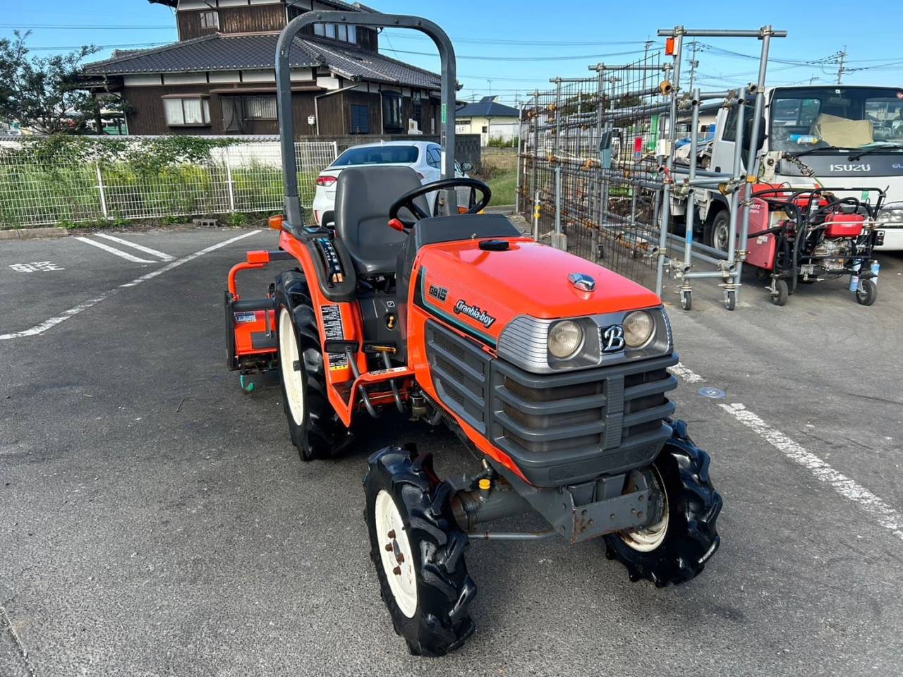 クボタ B1400 129時間 トラクター 福岡発 クボタ | トラクター | B1400 | SUN SELECT JAPAN CO., LTD | FARM