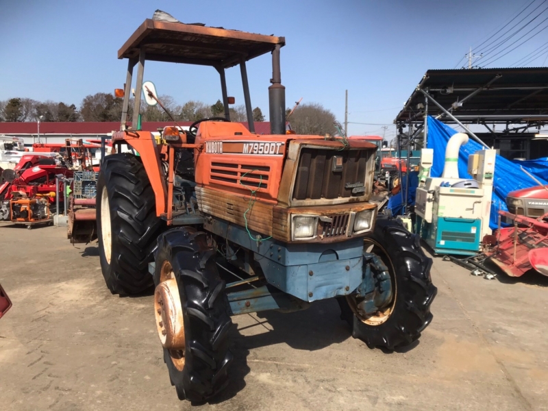 クボタトラクター M7950DT ローダー、コバシロータリー付き