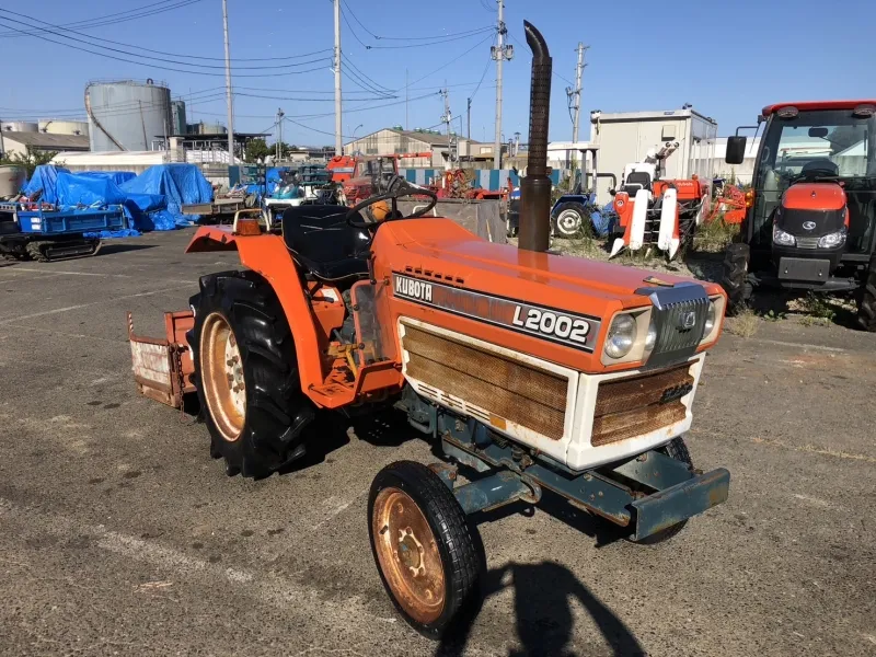 秋田県 横手市  クボタ　トラクター