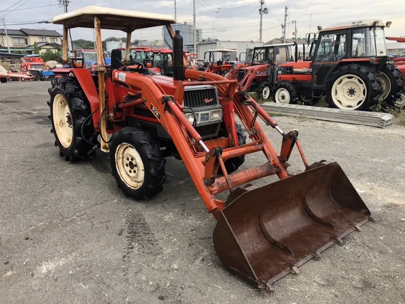 秋田県 湯沢市 ヤンマー　トラクター