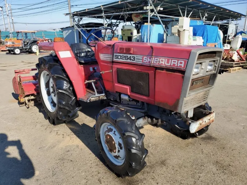  栃木県 小山市  シバウラ　トラクター 