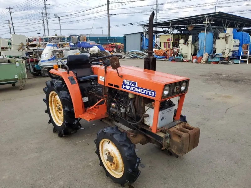 千葉県 富里市  ヒノモト　トラクター