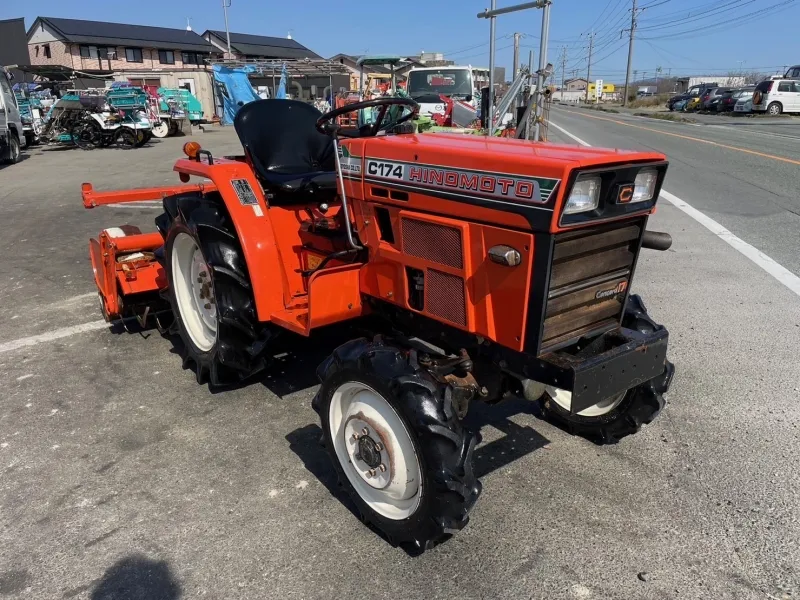  千葉県 富里市 ヒノモト   トラクター  