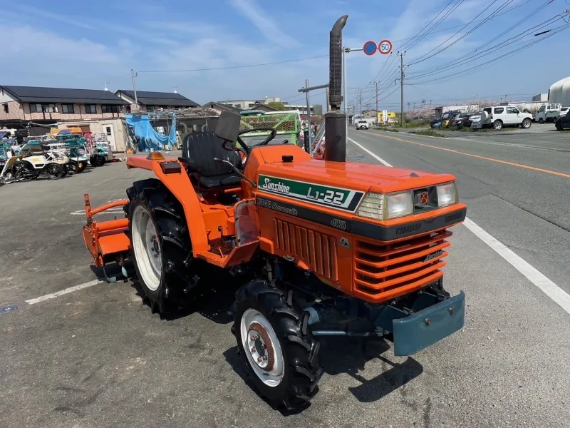 佐賀県 嬉野市   クボタ    トラクター