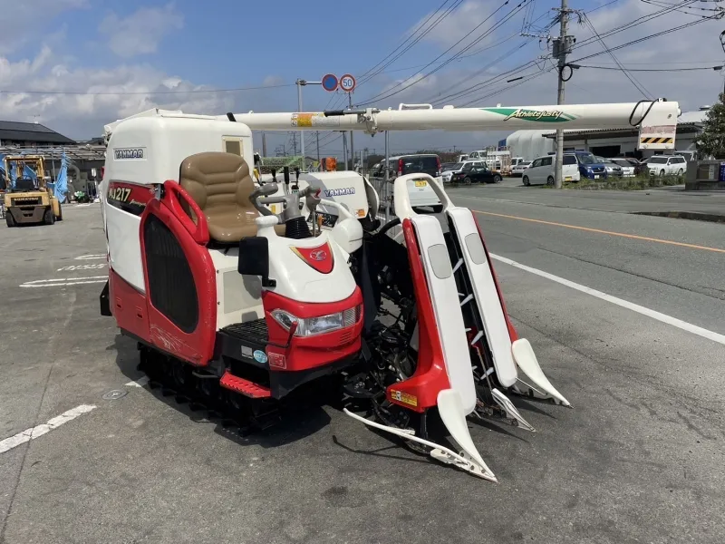 佐賀県 佐賀市   ヤンマー　コンバイン