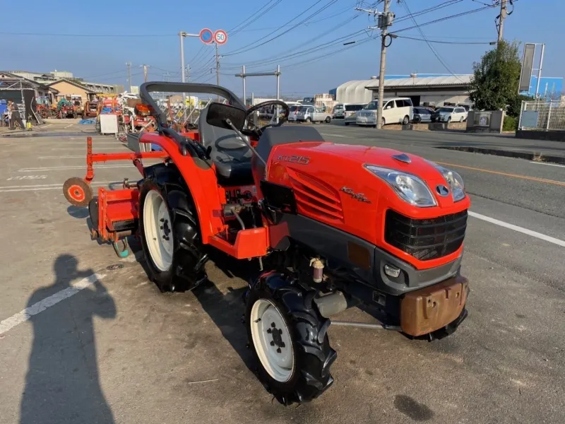 福岡県 阿蘇市  クボタ　 トラクター 