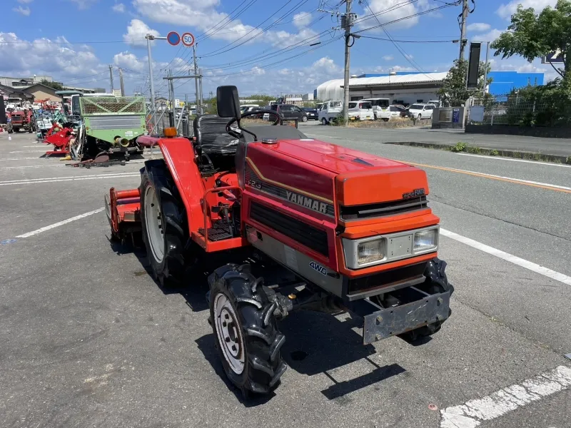 熊本県 阿蘇郡南阿蘇村   ヤンマー 　トラクター