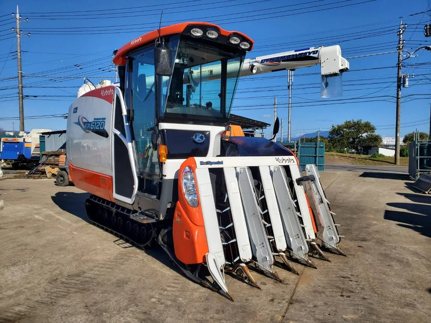 千葉県 いすみ市   クボタ　コンバイン