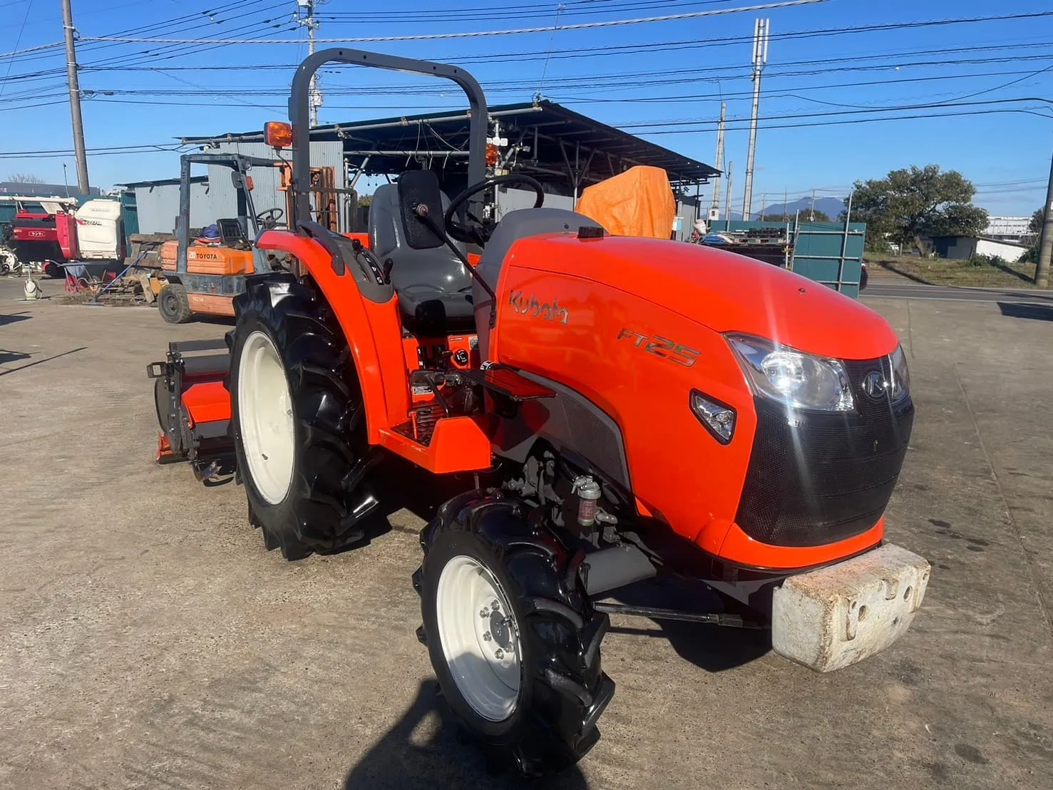 千葉県 いすみ市   クボタ　トラクター