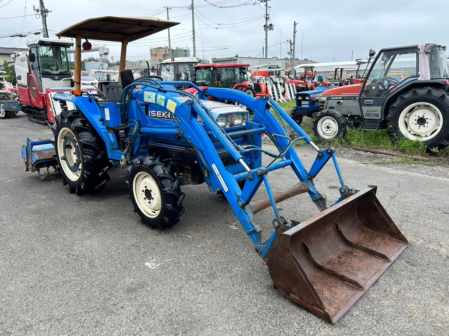宮城県 石巻市 イセキ　トラクター 