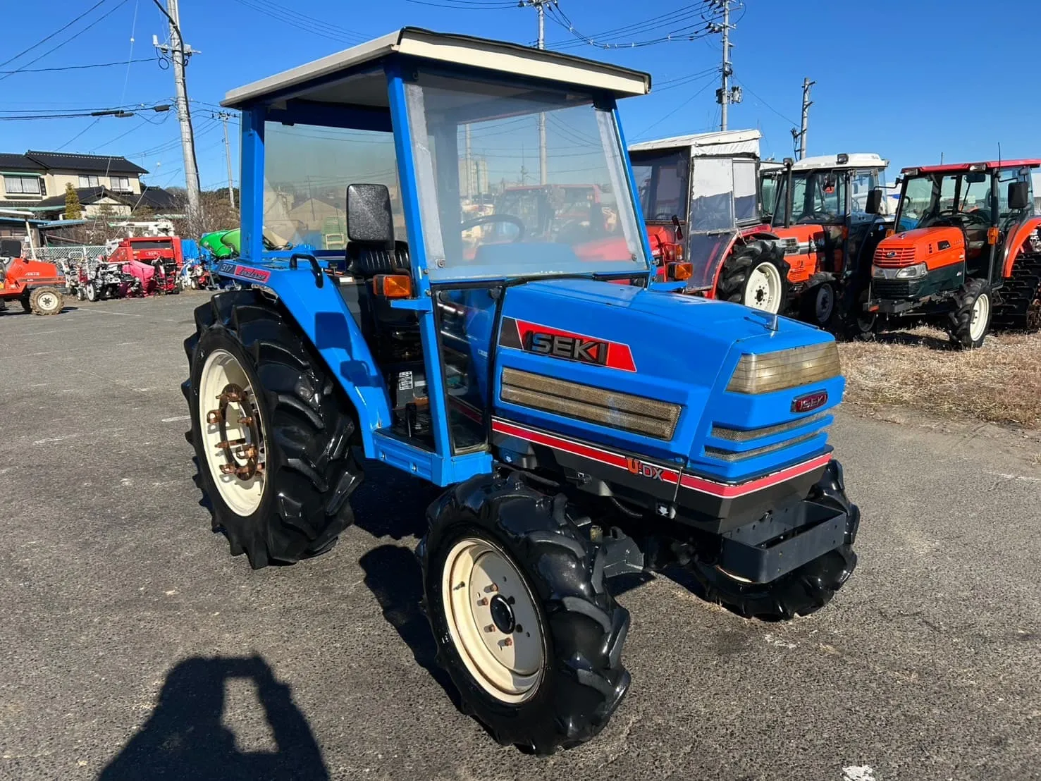  秋田県 大仙市  イセキ　トラクター