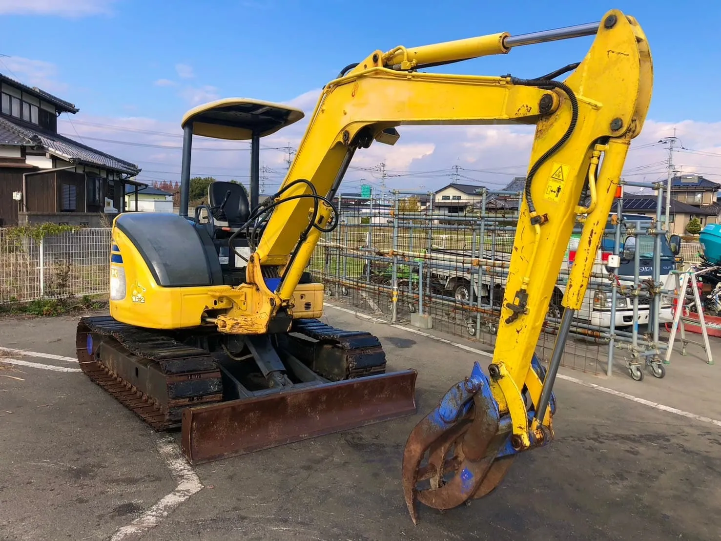 大分県 玖珠郡玖珠町  コマツ　ユンボ