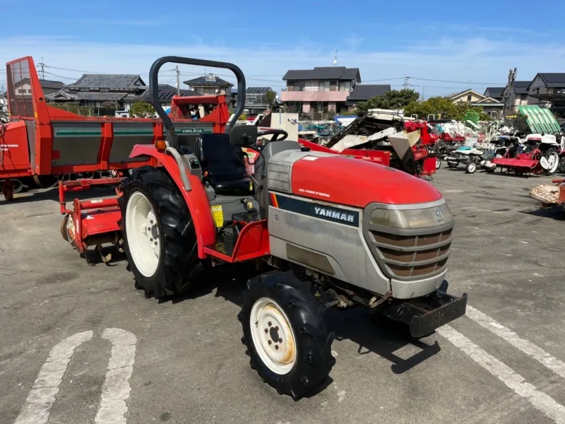  福岡県 豊前市  ヤンマー　トラクター