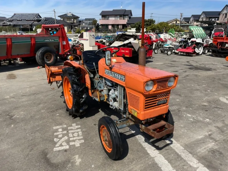  福岡県 古河市  クボタ　トラクター