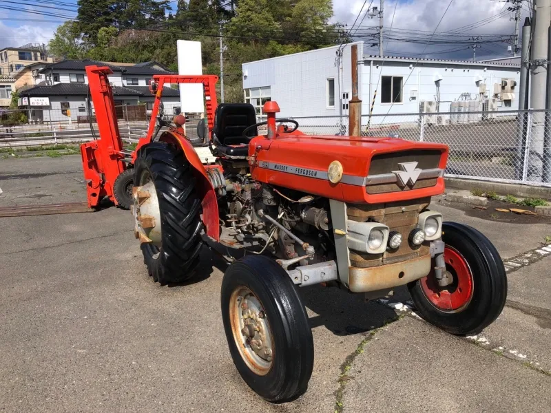  福島県 福島市  マッセイ　トラクター