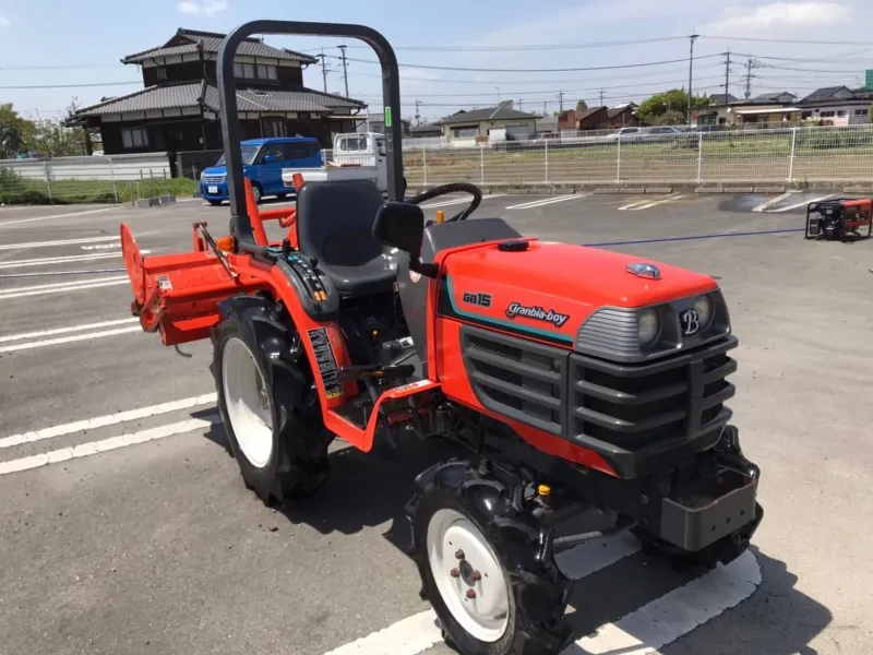  熊本県 阿蘇郡小国町  クボタ　トラクター