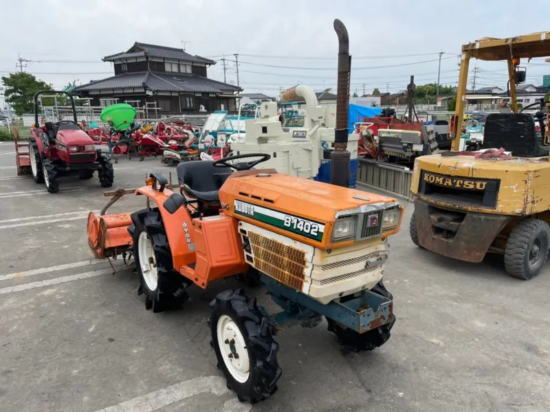 福岡県 柳川市   クボタ　トラクター