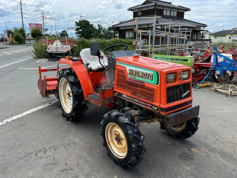 長崎県 南島原市  ヒノモト　トラクター