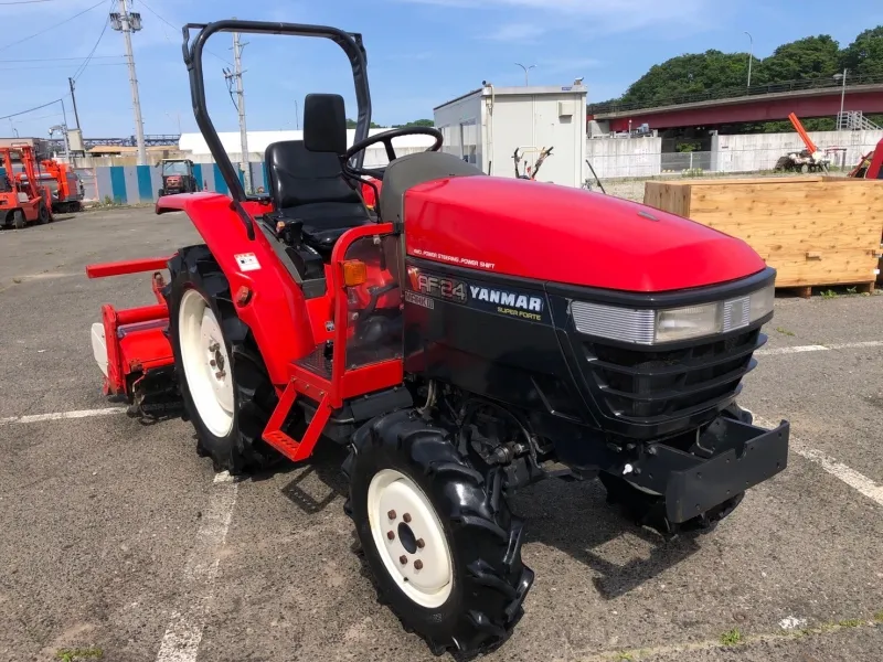 山形県 米沢市  ヤンマー　トラクター