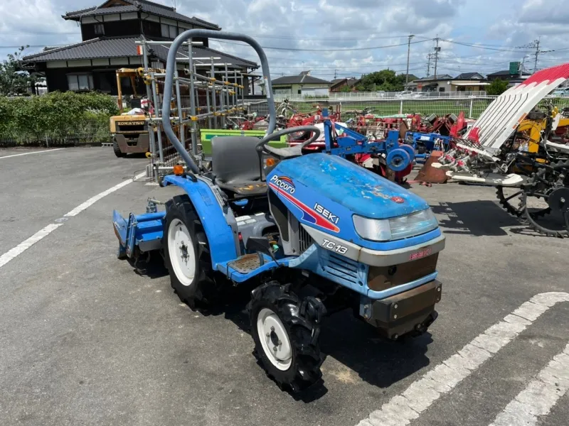 長崎県 平戸市  イセキ　トラクター