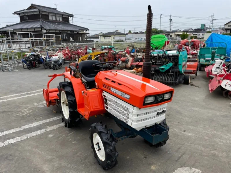 福岡県 宗像市 クボタ　トラクター 