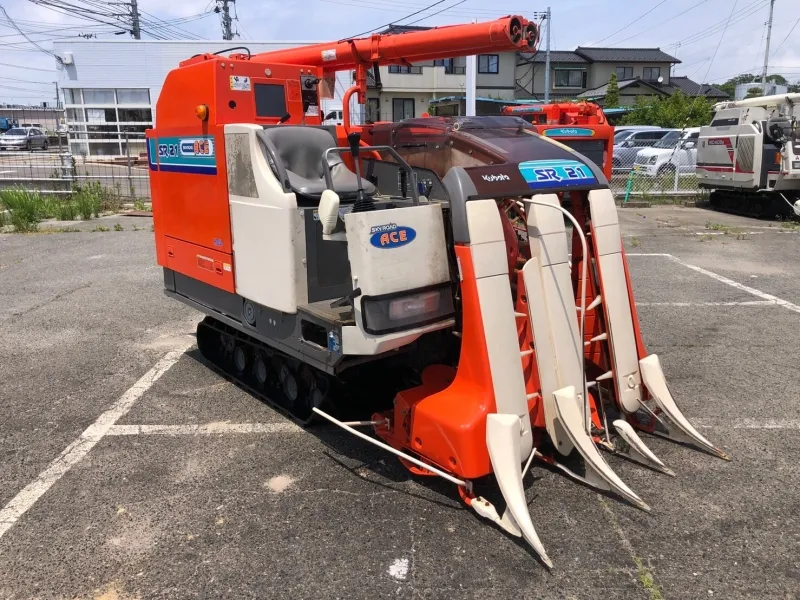 山形県 長井市  クボタ　コンバイン