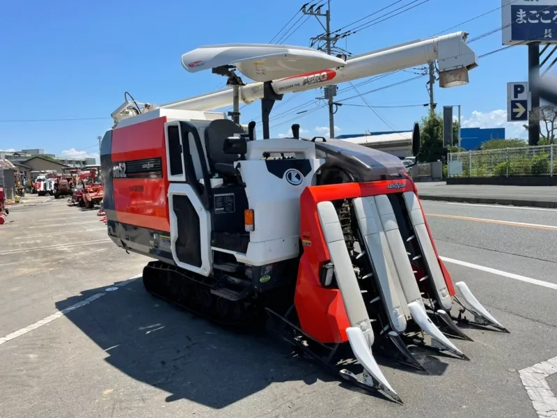 佐賀県 小城市  クボタ　コンバイン