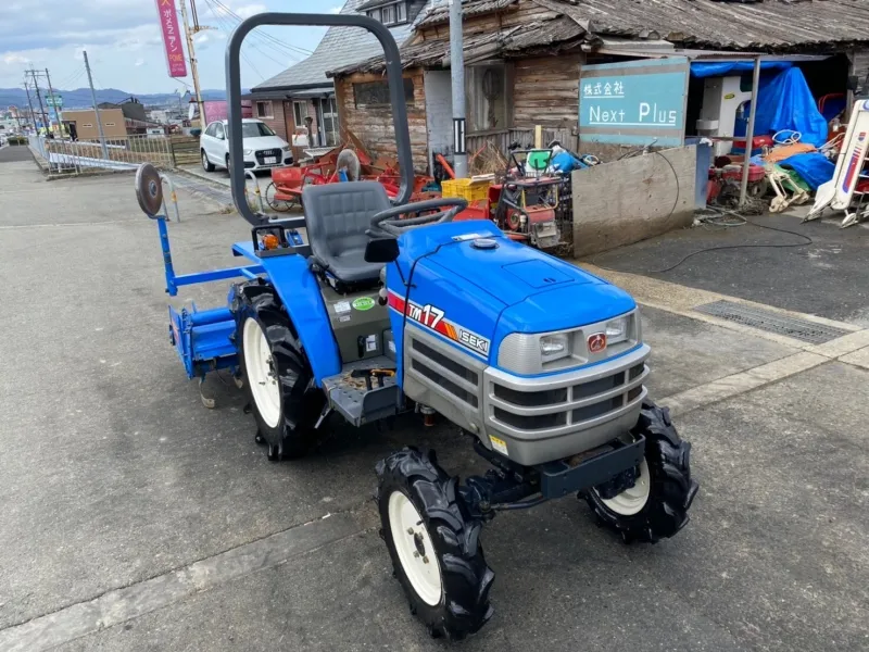  兵庫県 三田市  イセキ   トラクター